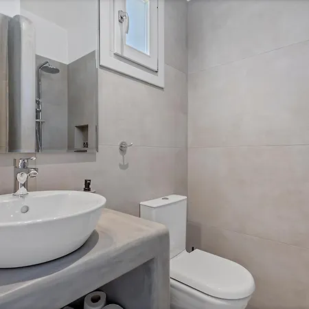 Petros 4* Koufonisia