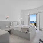 Πανσιόν Petros 4*