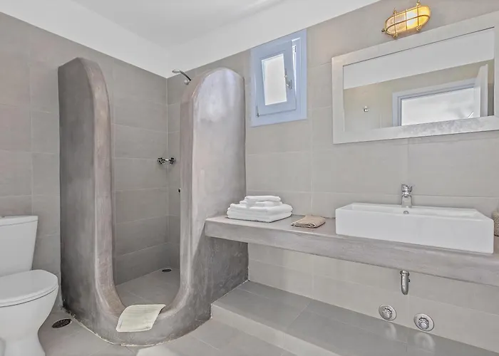 Petros 4* Koufonisia